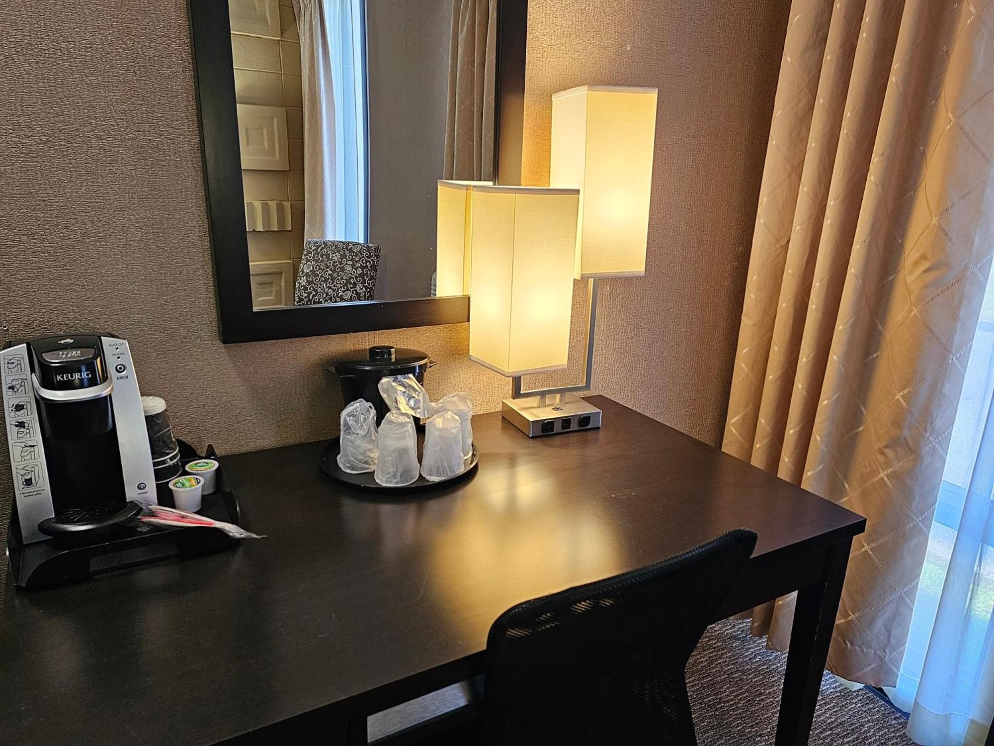 The Landmark Hotel 파이크빌 외부 사진